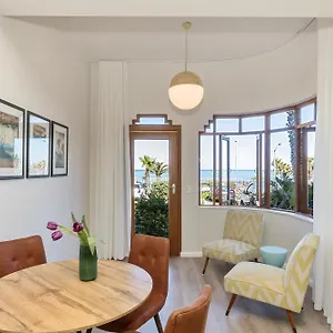 On The In Camps Bay - Fully Equipped 2 Bedroom Apartment